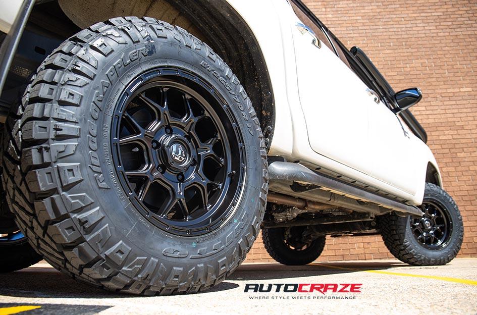 TOYOTA HILUX N80 4WD TECH MATTE BLACK